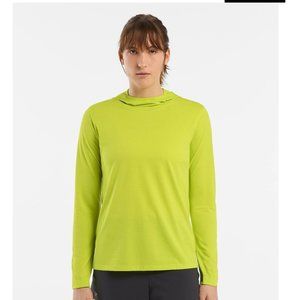 NWT Arc'teryx Taema Hoody Women's M - Lightweight, Quick-Dry, Adventure-Ready